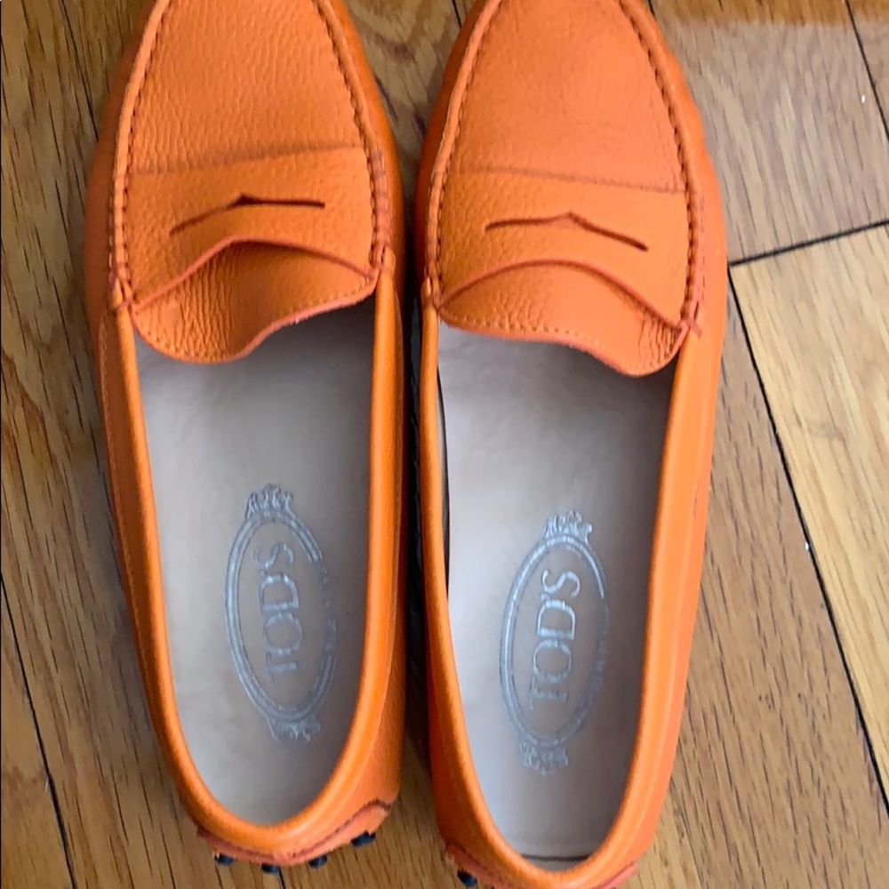 Tod's Orange Leather Penny Loafers Moccasins - Picture 6 of 8